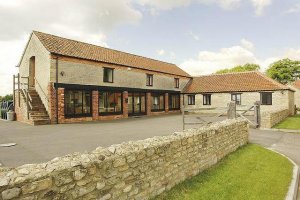 Converted Barn With Paddock, Limncolnshire