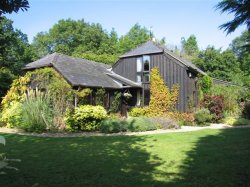 Hampshire Barn Conversion With Granny Annexe