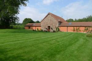 Llantilio Crossenny Barn  Conversion