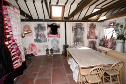 Warwickshire Barn Conversion With Studio