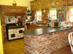 East Midlands Converted Barn For Sale