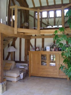 Chart Sutton Kent Barn Conversion With Equestrian Facilities