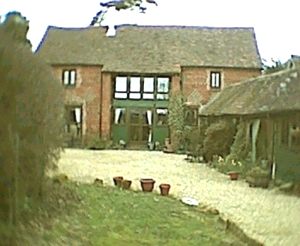 Converted barn  with pool near Upton-upon-Severn