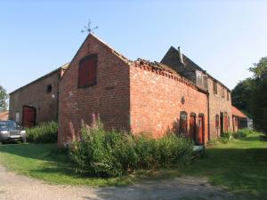 Unconverted barn with land near Boston, Lincolnshire