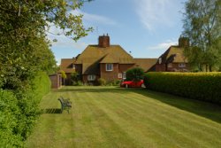 Lodge House and attached converted barn in Preston, near the market town of Hitchin