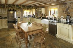Four bedroom barn conversion, with cottage and swimming pool  in Hurst Green, East Sussex