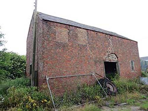 Period farmhouse with a range of outbuildings in Old Fendyke, near Spalding, Lincolnshire