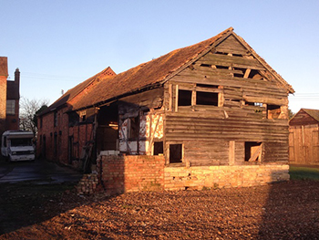 Barns with planning permission for conversion to two dwellings near Worcester, Worcestershire