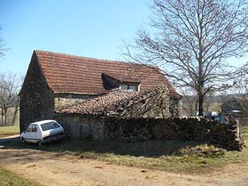 Partly converted barn for sale in Guinet, near St. Projet in the Midi Pyrénées