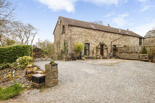 Converted barn in Banwen, near Neath