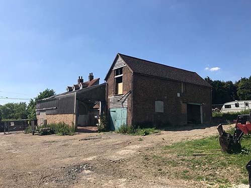 Unconverted barns in Yalding, Kent