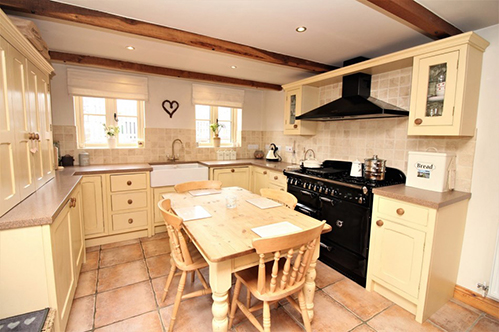 Characterful barn conversion in Newthorpe, Nottinghamshire