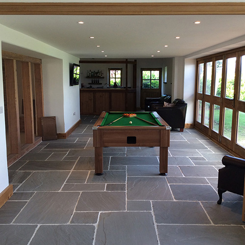 Barn Conversion in Newton On The Isle With Walled Garden