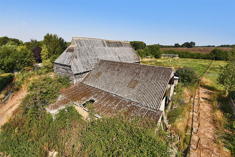 Grade II* listed barn with permission for conversion in Norton, Suffolk
