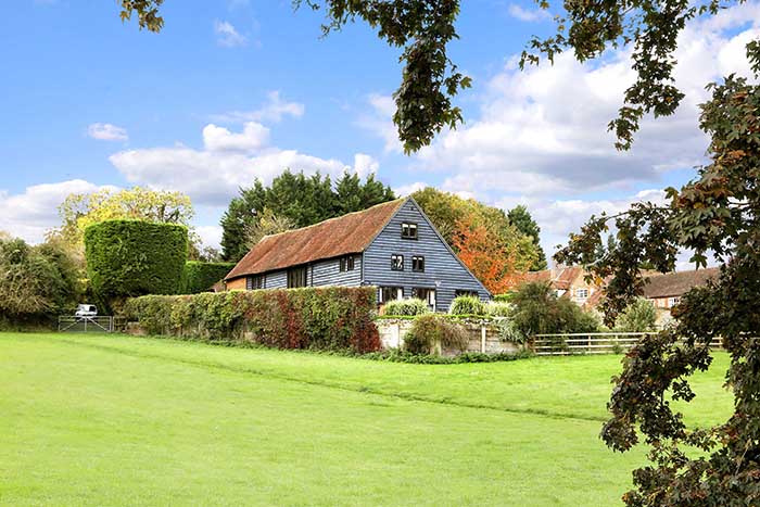 Grade II listed barn conversion in Naphill near High Wycombe, Bucks