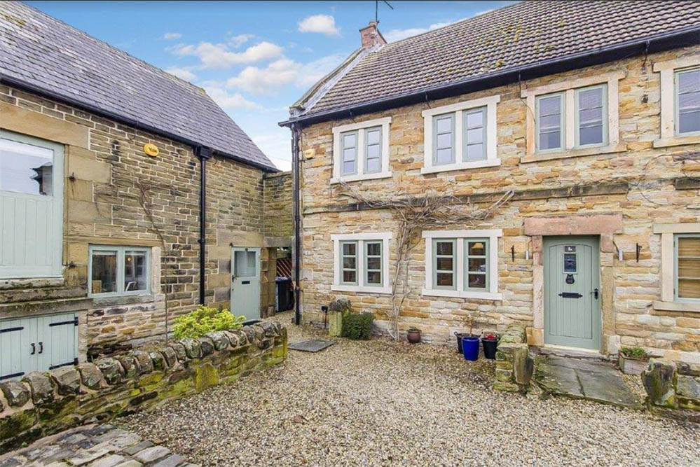 Farmhouse for sale Chesterfield, Derbyshire