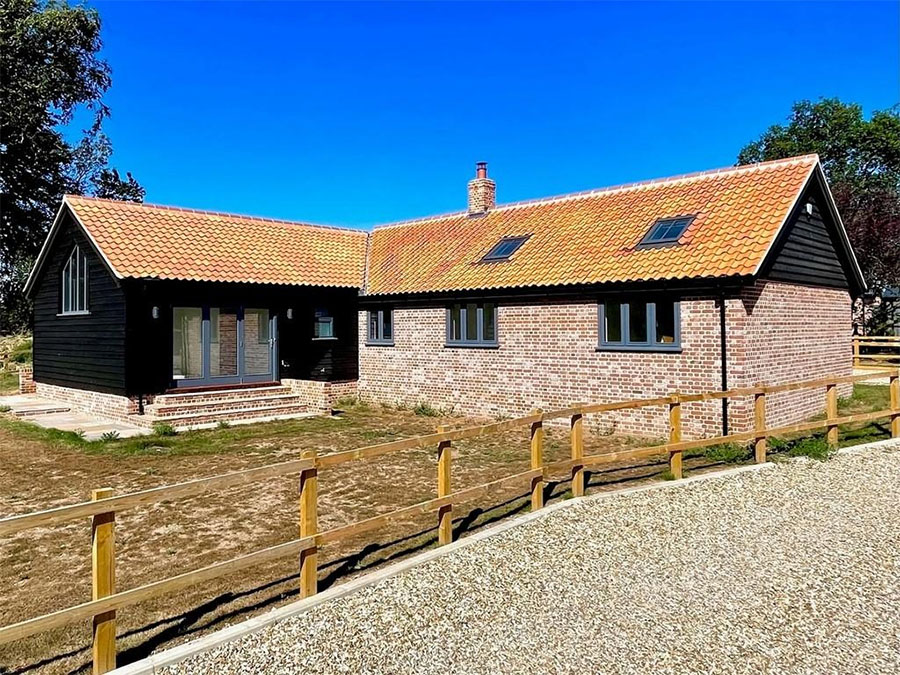 Contemporary barn for sale in Lound, Suffolk