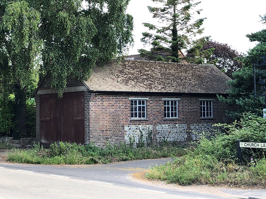 Barn with great conversion potential near Bognor Regis, West Sussex