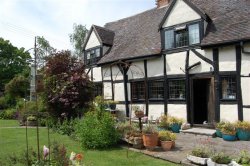 Five bedroom barn conversion in Stratford-on-Avon, Warwickshire 