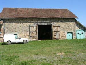 Unconverted barn in Châlus, Dordogne, France