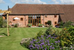 Barn conversion with large garden near Bishops Waltham, Hampshire