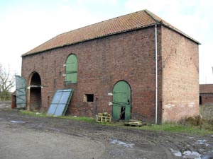 Unconverted barns with land near Barton Upon Humber, Lincolnshire