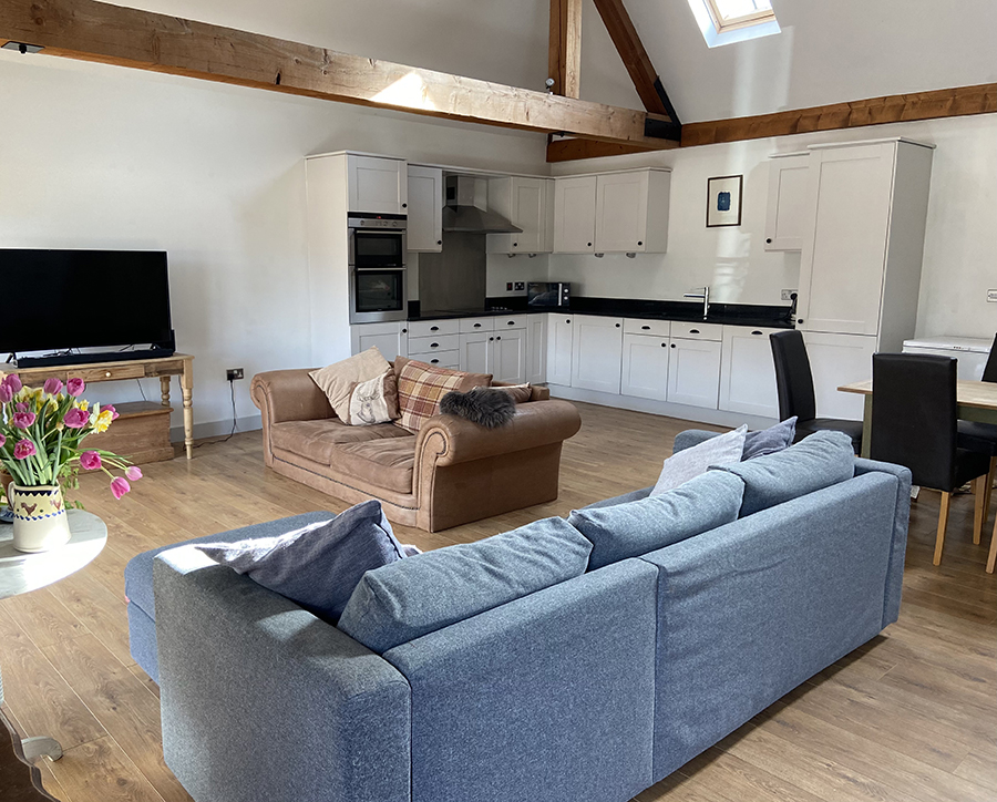 Barn conversion for sale in Dagnall, near Berkhamsted, on the Herts / Bucks border